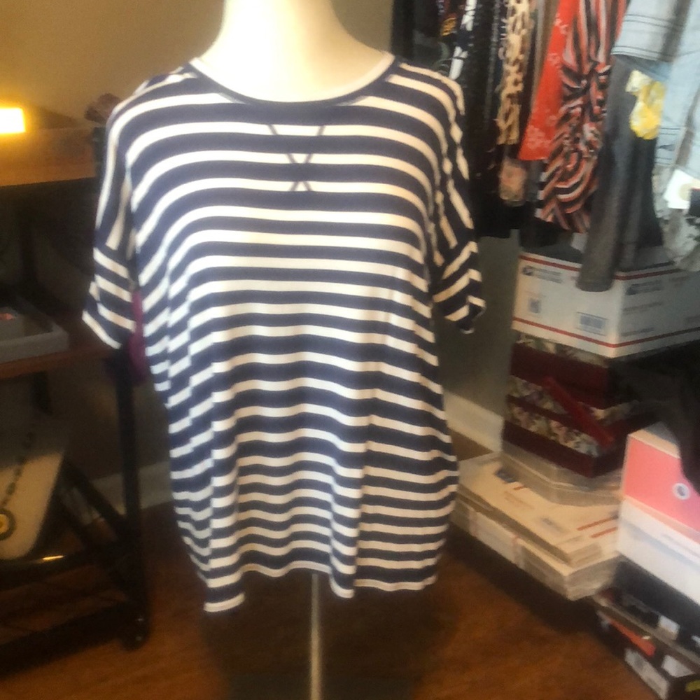 Cabi T